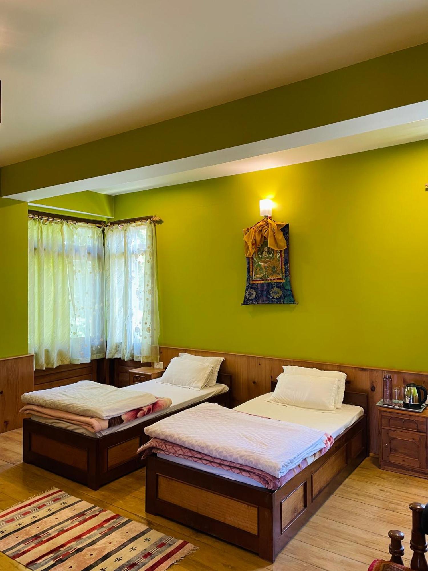 Martam Farmhouse Pelling Buitenkant foto